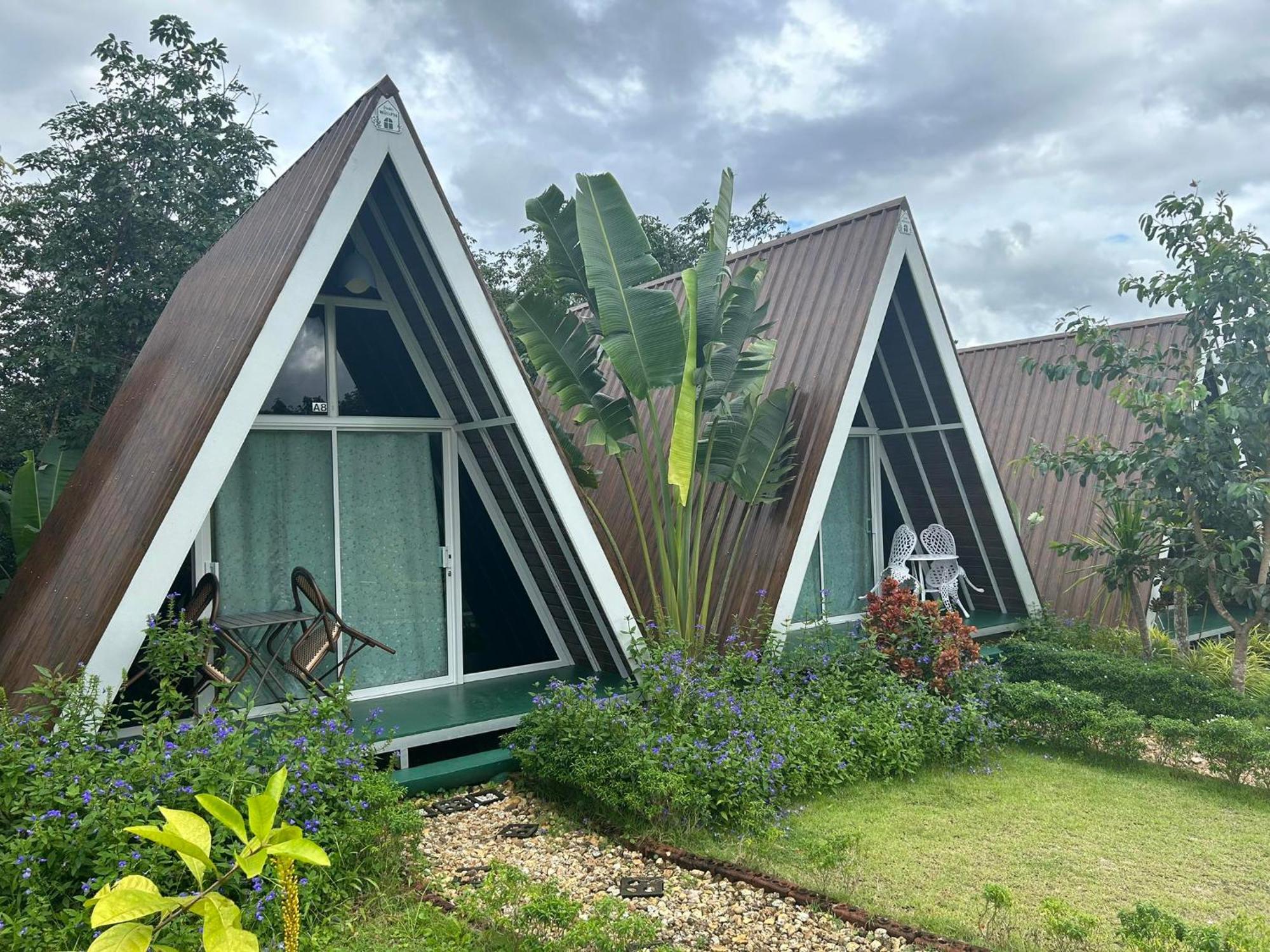 99 Camp And Cafe Villa Khao Sok National Park Exterior photo
